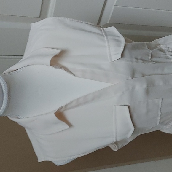 H&M light beige long dress with collar, sleeveless, buttons down front - Picture 4 of 14